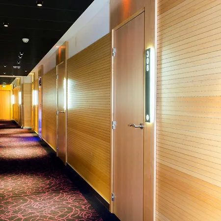 Western Monopole Metropole 4*