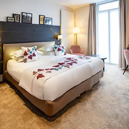 Otel Western Monopole Metropole 4*