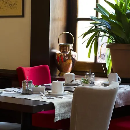 Western Monopole Metropole Otel 4*